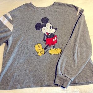 ✨Disney✨ long sleeve t-shirt